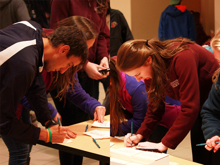 Students sign get-well cards for Aubrey Baumbach ‘17, who was seriously injured in a hit-and-run last Friday.