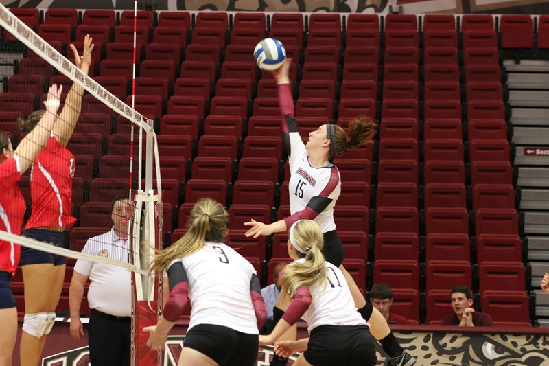 Volleyball notches first PL win