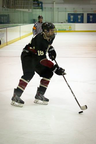 Timeout with: On the ice with Sam Komrower ‘17
