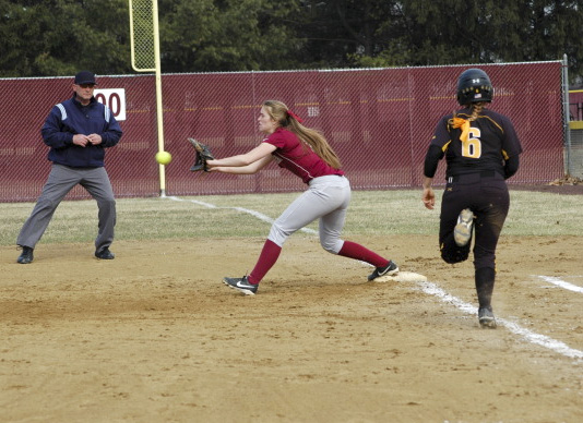 Marinelli plays first base and catches a throw from the infield.
[Photo Courtesy of Kristyn Marinelli‘ 17]