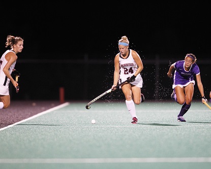 Aliza Furneaux ‘17 pushes the play down the field.
Photo courtesy of Athletics