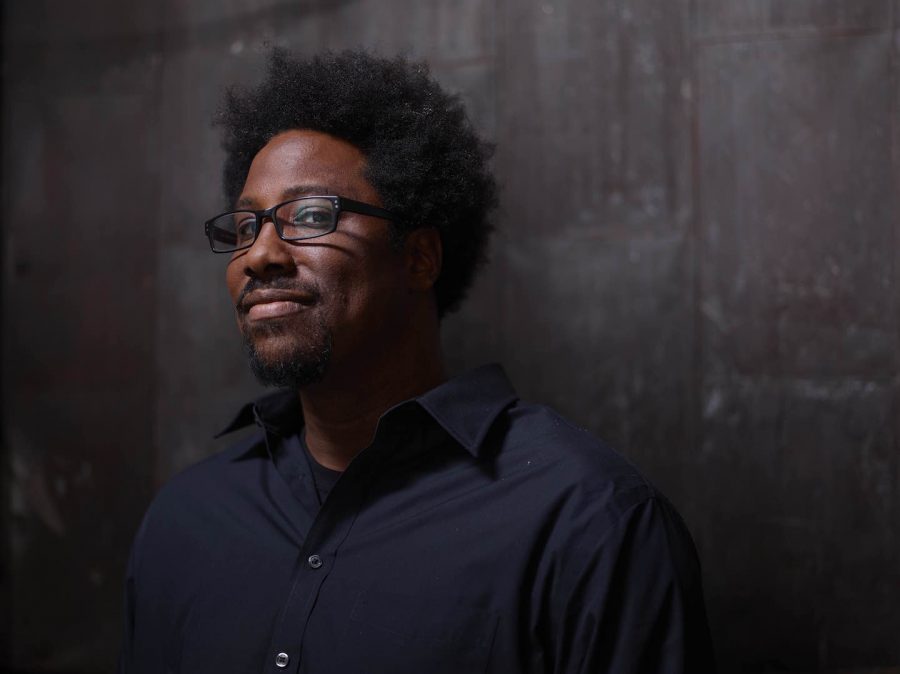 W. Kamau Bell will be performing Tuesday in Colton Chapel. (Courtesy of LAF)