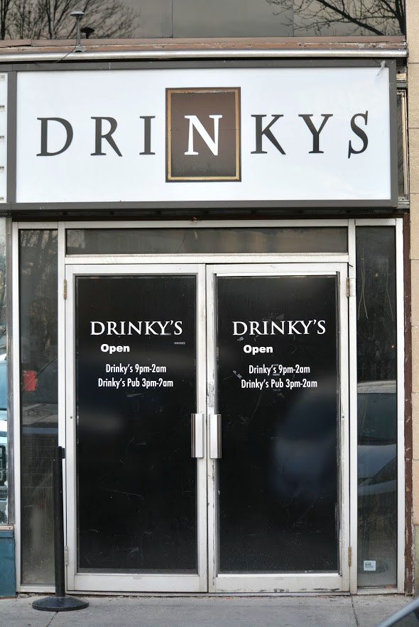 Drinkys Pub in downtown Easton closed down for good on Jan. 1.
(Photo by Courtney DeVita 19).