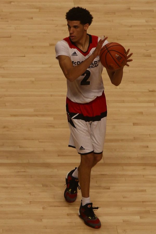 Lonzo Ball in the McDonalds All-American game. (Courtesy of Wikimedia Commons)