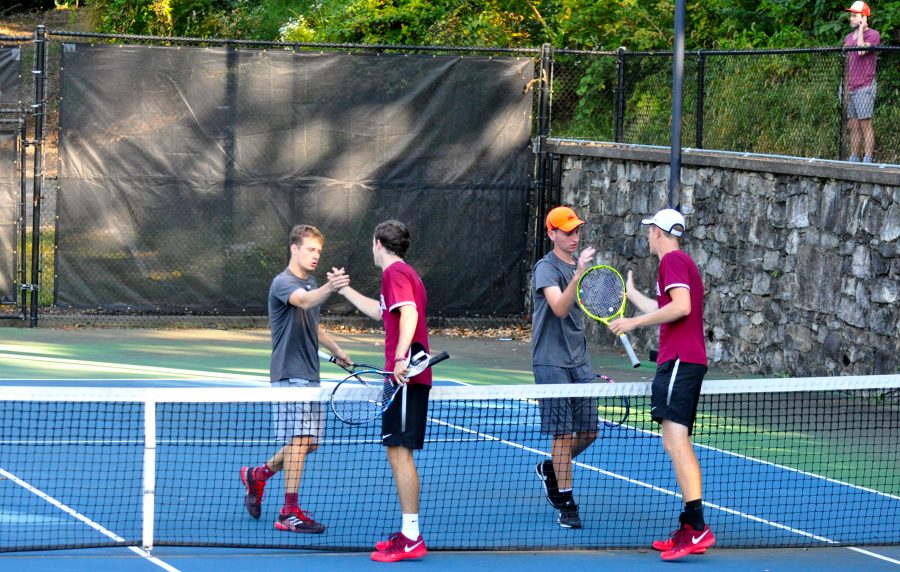 Junior+Andrew+Reed+%28left%29+and+senior+Mason+Keel+%28right%29+shaking+hands+with+opponents+after+a+match