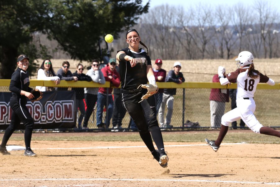 Softball+gave+Drexel+a+pair+of+close+games+after+being+swept+by+Lehigh.+%28Photo+courtesy+of+Athletic+Communications%29