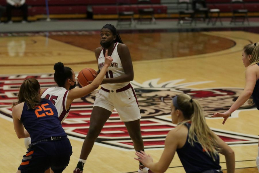 Junior forward Naomi Ganpo scored a career-high 16 points in the second game against Bucknell. (Photo courtesy of athletic communications)