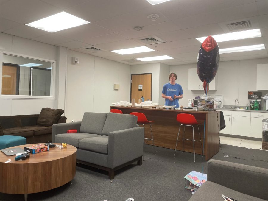 A common room in March Hall for students in isolation. (Photo by Samuel Augustine 24)