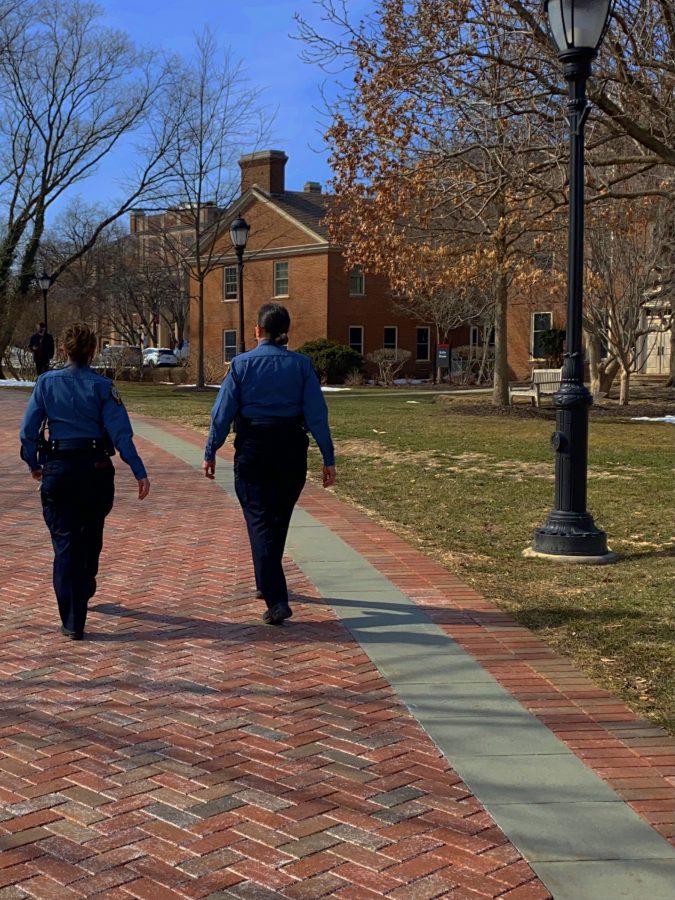 Students allege that Public Safety officers have frequently failed to wear masks during routine house calls. (Photo by Josh Joseph '24)