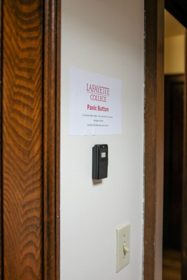The new panic buttons are located in the common room and in each bedroom of college owned off-campus housing. (Photo courtesy of Caroline Burns 22)