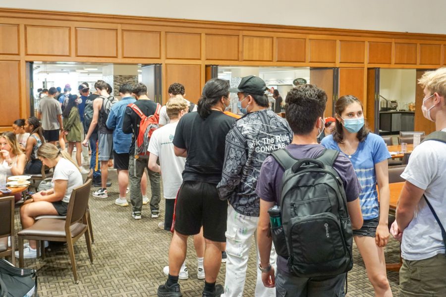 Short-staffed dining venues and supply chain problems have caused long lines for food all over campus. (Photo by Pierson White 24)