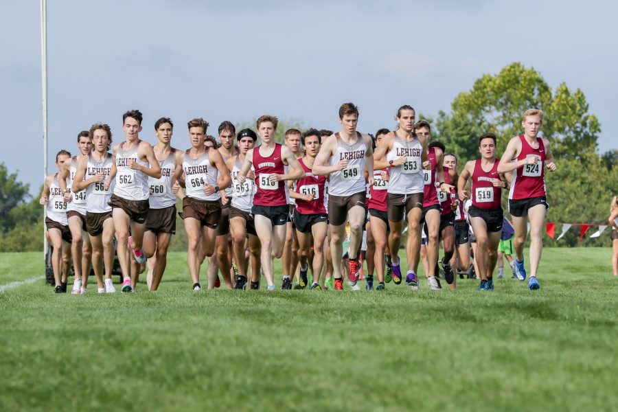 The+Lafayette+cross+country+teams+continue+to+improve+their+times+as+they+traveled+to+Lehigh+University+to+take+part+in+the+Paul+Short+invitational.+Photo+from+9%2F18+dual+meet+against+Lehigh+University.+%28Photo+courtesy+of+Athletic+Communications%29