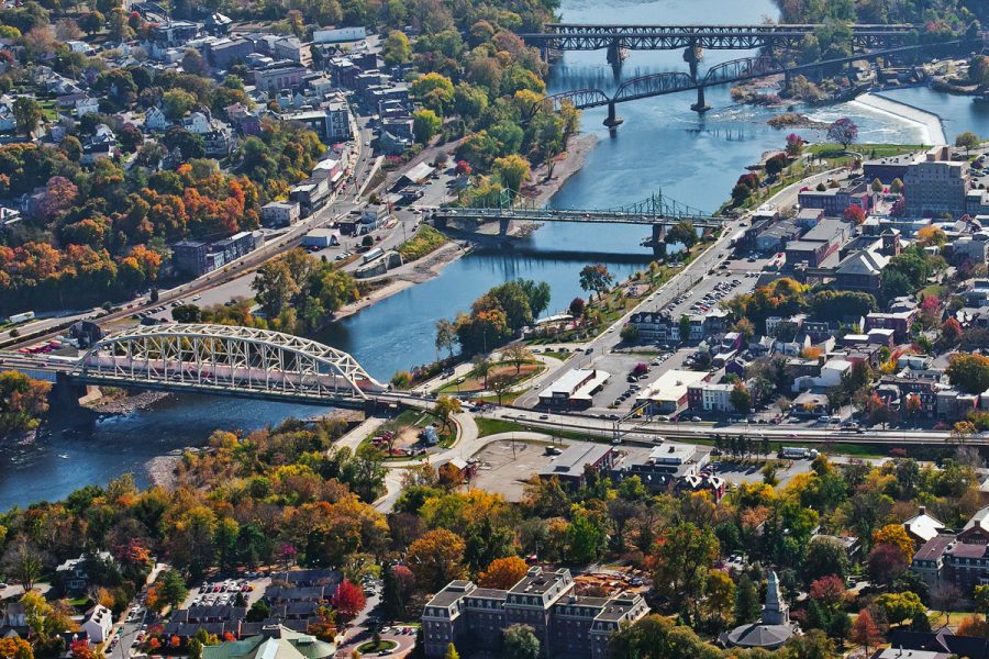 Considering+its+location+next+to+the+Delaware+River%2C+Lafayette+professors+believe+that+climate+change+may+create+greater+possibilities+of+flooding+in+Easton.+%28Photo+courtesy+of+City+of+Easton+website%29
