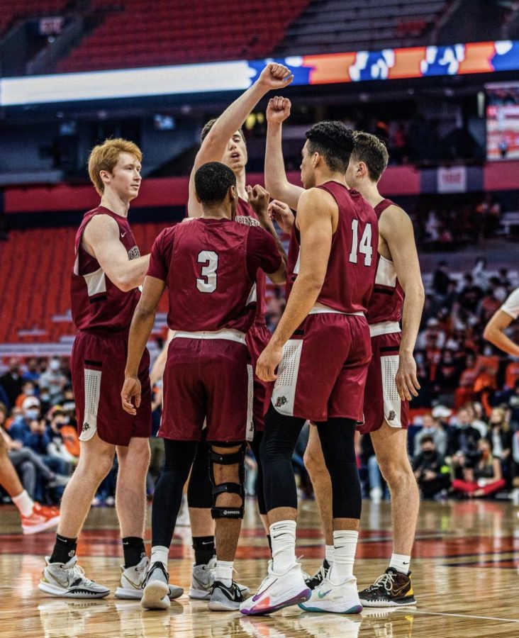 The team huddles during their second straight win, a comeback victory over Bucknell at Kirby Sports Center. (Photo courtesy of Lafayette mens basketball Instagram) 