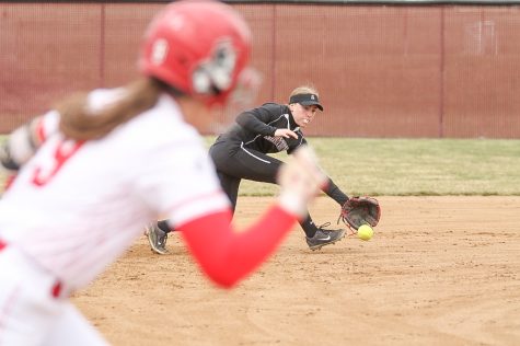 Softball fell in a double header to Lehigh on Saturday and loses Sunday in heartbreaker. (Photo courtesy of GoLeopards.com)