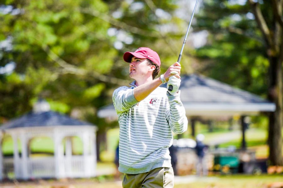 Sophomore Raymond Dennehy gazes at his shot during his top ten finish of one-under-par at the Lagowitz Invitational. (Photo Courtesy of GoLeopards). 