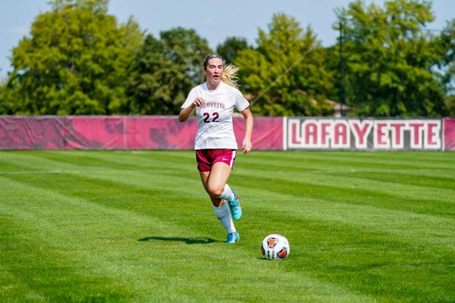 Freshman midfielder April McDonald takes control of the ball in the 0-1 loss to Holy Cross. (Photo courtesy of GoLeopards)
