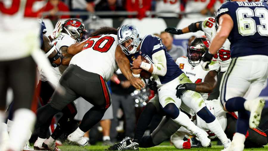 Tampa+Bays+fall+to+Dallas+has+led+to+speculation+about+Tom+Bradys+future+in+football.+%28Photo+courtesy+of+Getty+Images%29