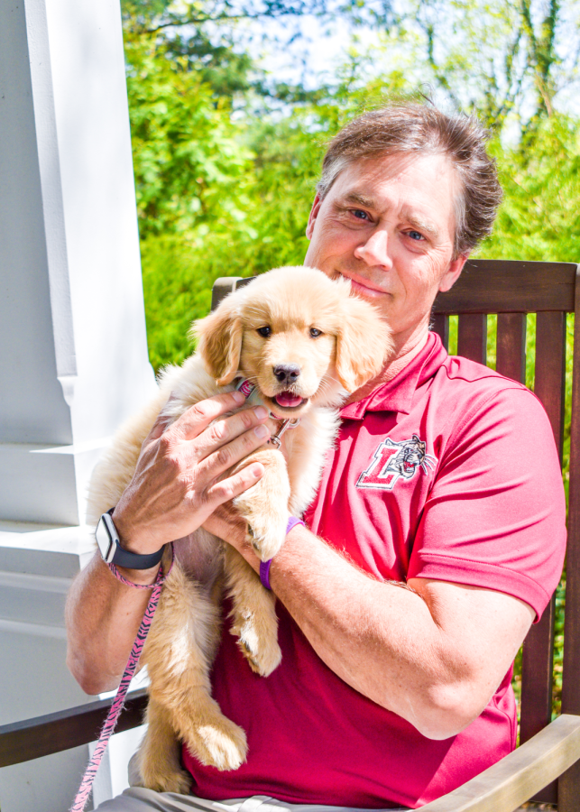 Bill Hurd has spent the past few weeks raising the first familys new dog.