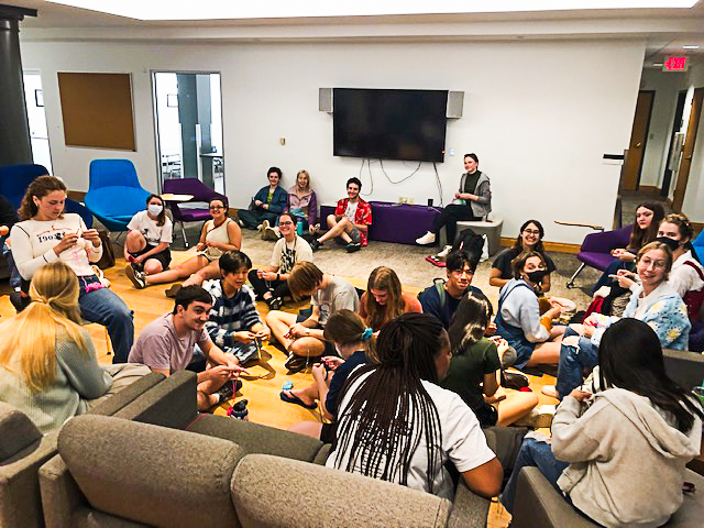 Yarn Club meets every Friday in Keefe Commons. (Photo courtesy of Danielle Lindsley 25)