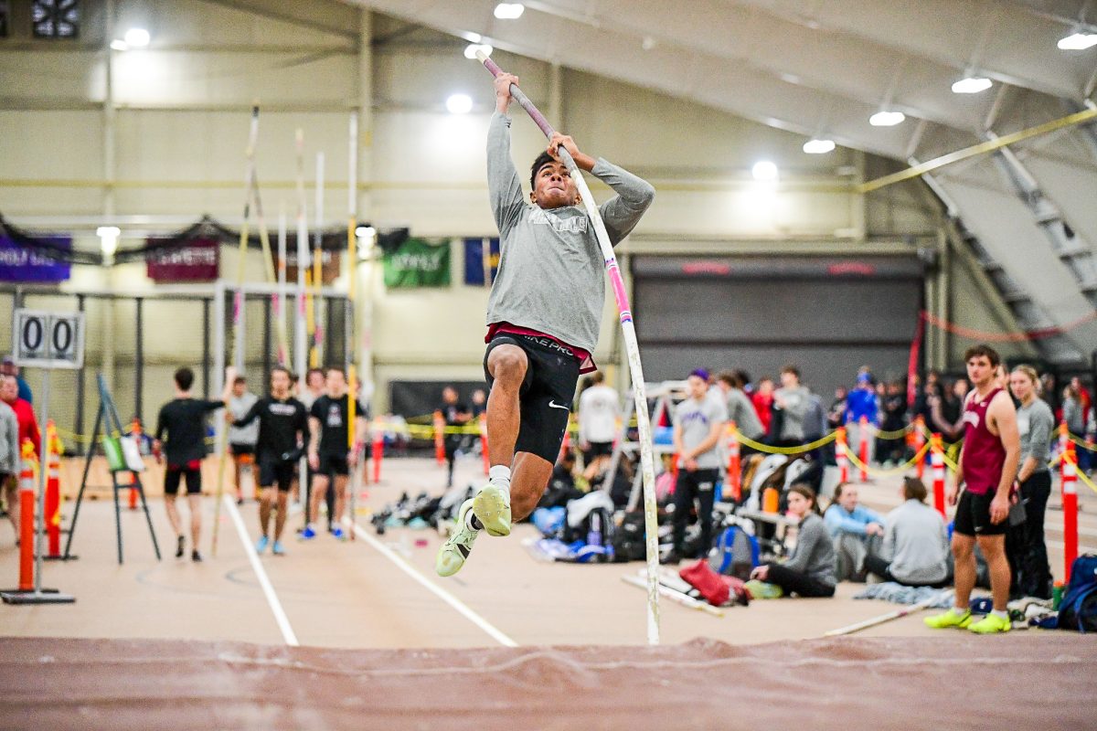 Sophomore multi Liam Sawian pole vaulted in the lead-up to the conference championship at the Moravian Invitational on Jan. 20. (Photo by Hannah Ally for GoLeopards)