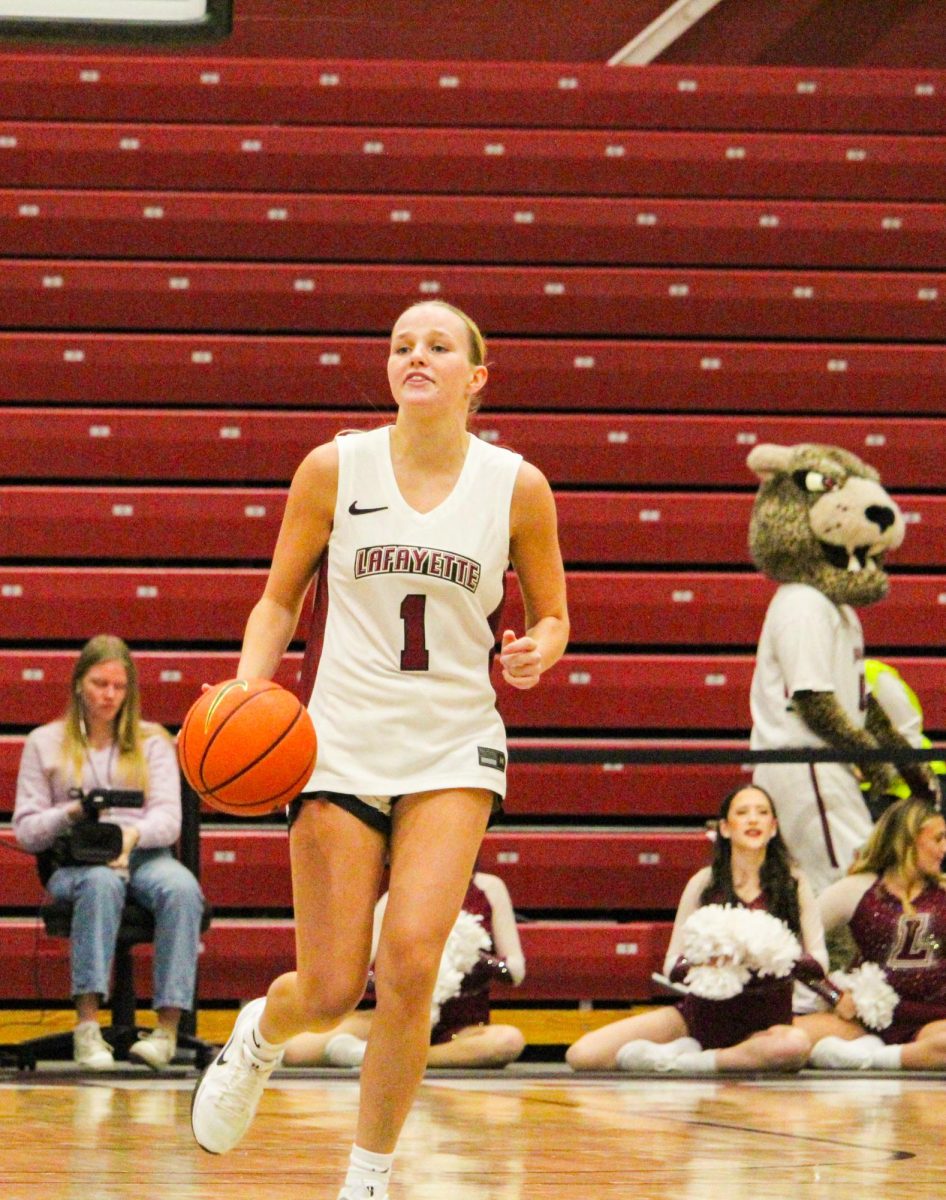 The women's basketball team was out-rebounded 47-31 in its loss to the New Jersey Institute of Technology on Sunday.